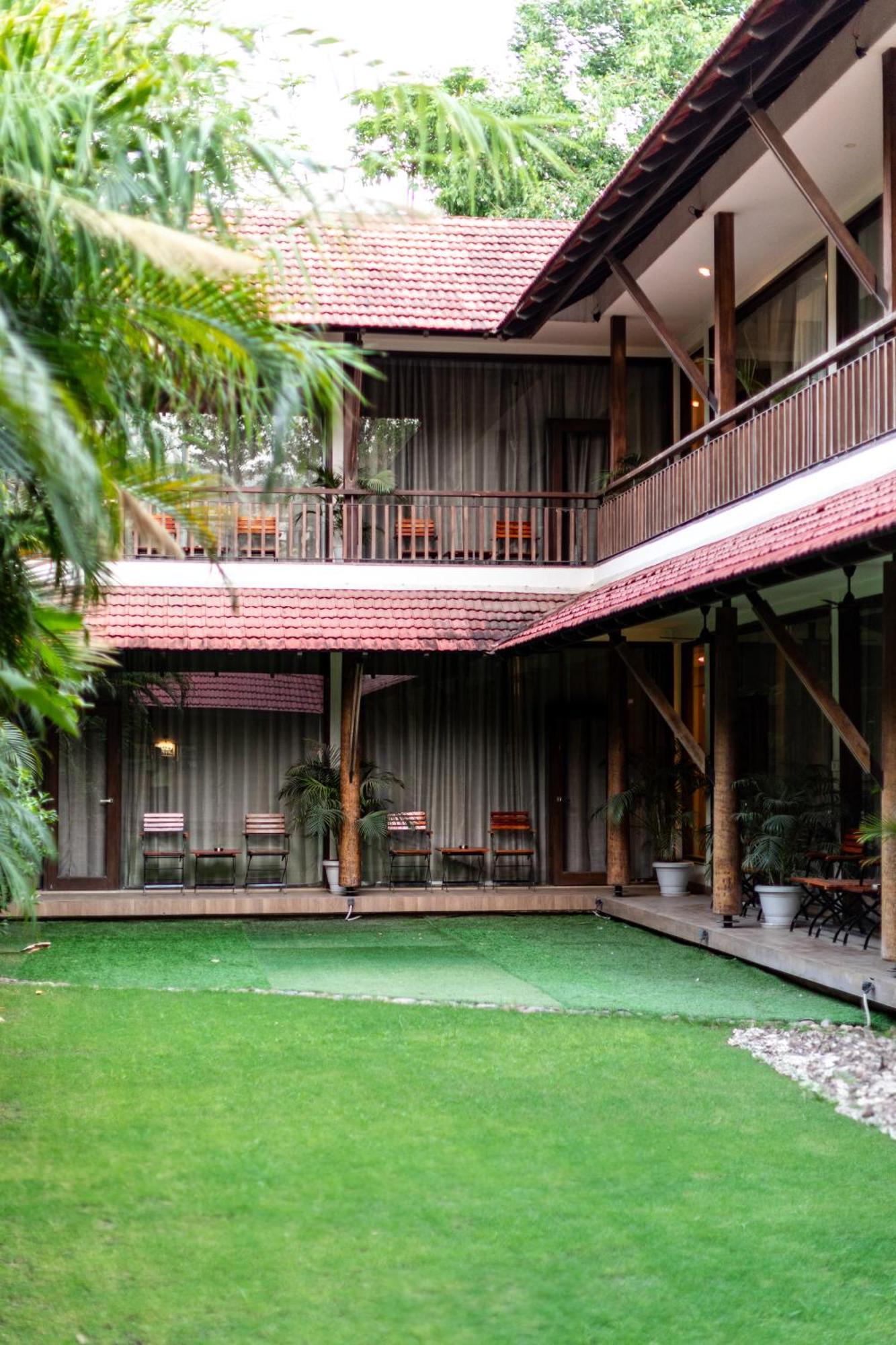 Kwality'S Motel Shiraz Bhopal Zewnętrze zdjęcie